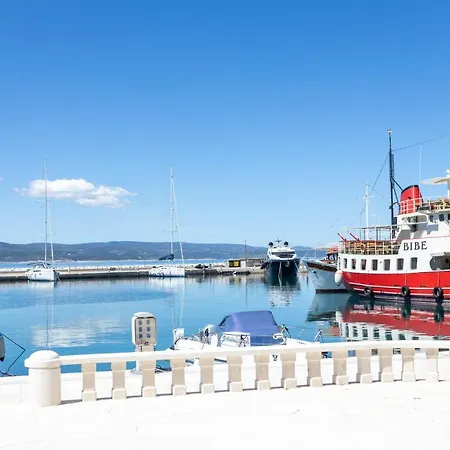 Appartamento Apartments Lory,On Promenade,Beach Nikolina,Wifi,Parking Baška Voda