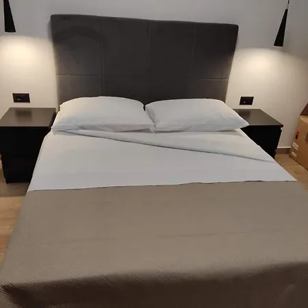 Apartments Lory,On Promenade,Beach Nikolina,Wifi,Parking Appartamento *